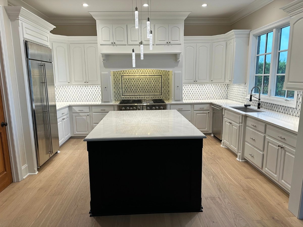 Unique Renovations, LLC project photo 1